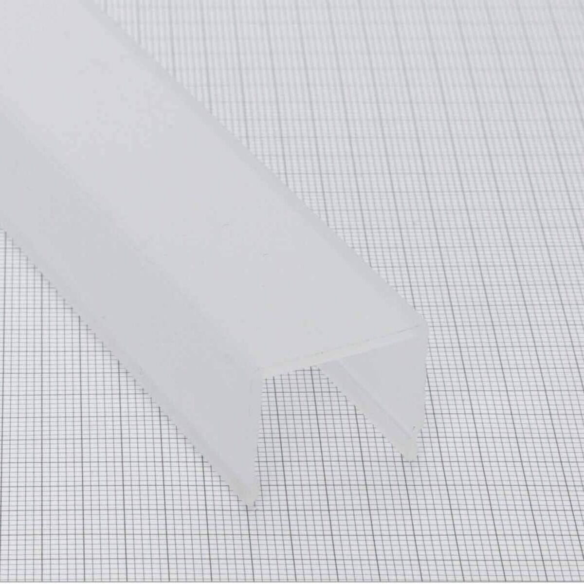 E22 satiniert Abdeckung, 300cm, 41,70 €