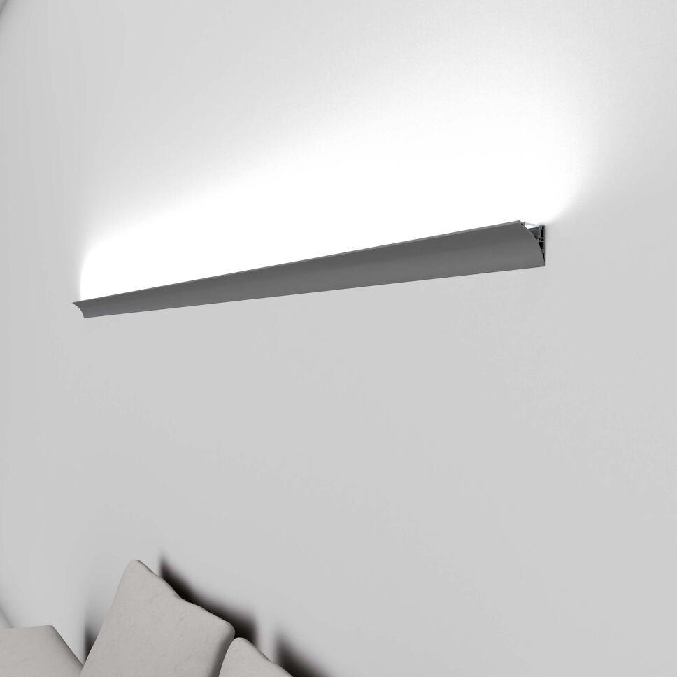 Anwendungsbeispiele für Lichtvoutenprofil WERKIN, montiert an Wand und einmal montiert an Decke