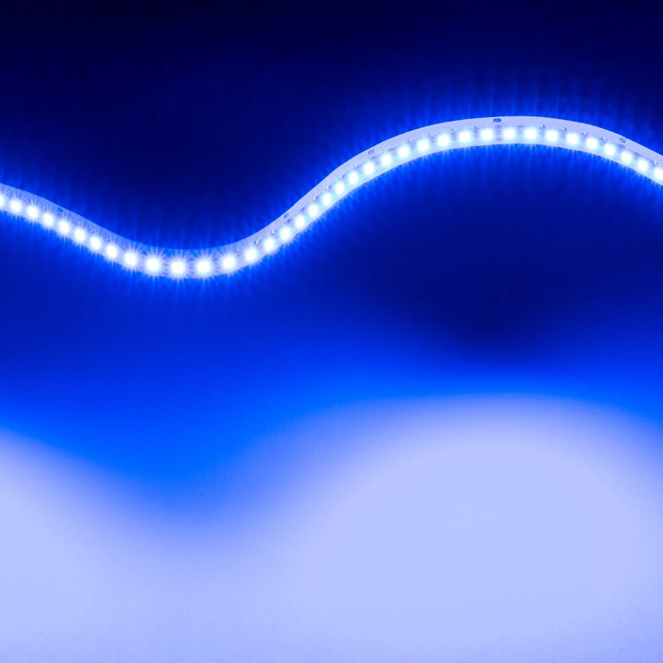 RGB LED Streifen 24V mit über 1000lm, 120 Leds/m, , 39,80 €