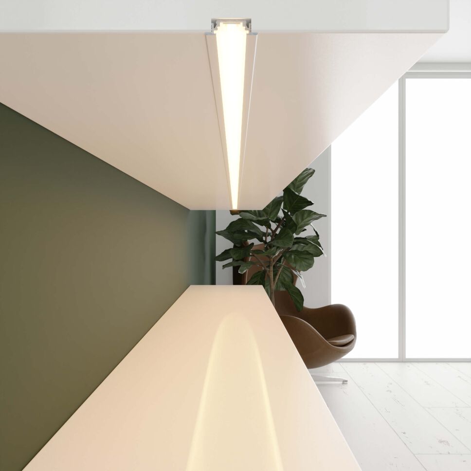 Anwendung, Treppenstufenbeleuchtung mit dem LED Alu Profil F, weiß leuchtend unterhalb der Treppenstufen
