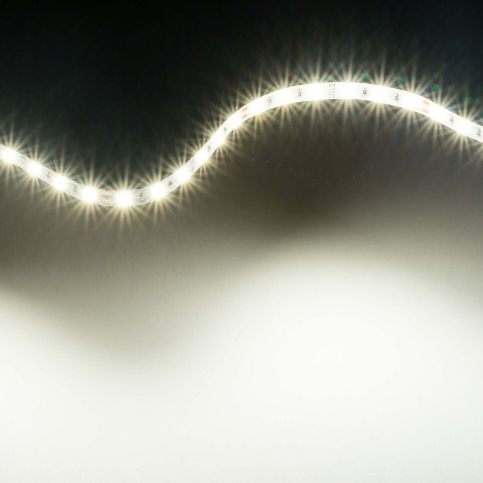 LED Strip 24V mit hoher Effizienz, farbecht, 4200K, 48,30 €