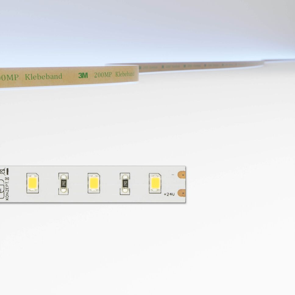 Produktbild vom LED Streifen mit F Effizienz, technische Zeichnung ist bemaßt
