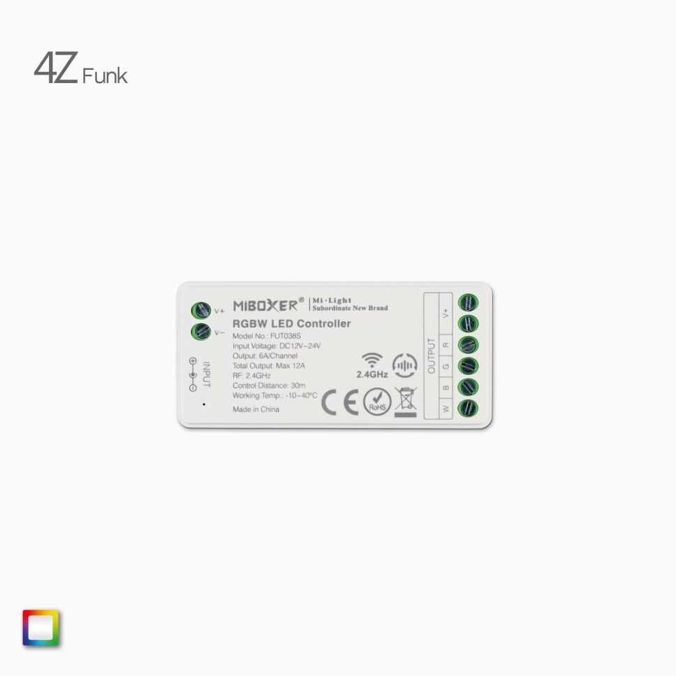 4Z RGBW LED Funk Controller in der Draufsicht, Technische Daten sind auf das Gehäuse gedruckt