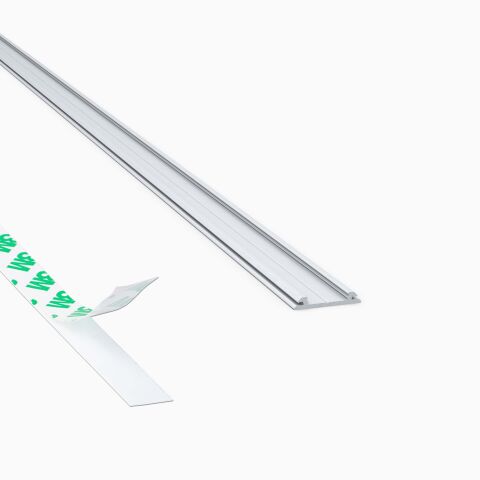 biegsames LED Alu Profil FLEX ohne Abdeckung mit 3M Klebeband, Produktbild auf grauen Hintergrund