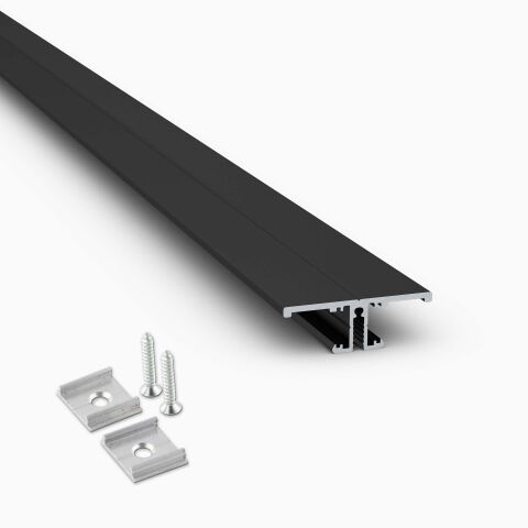 Produktbild vom schwarz eloxierten Lichtvoutenprofil T ohne Abdeckung mit Montageclips, freigestellt vor grauem Hintergrund