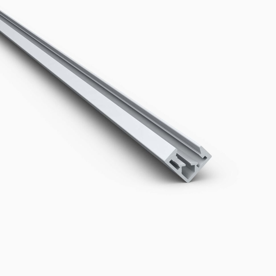 Produktbild vom LED Alu Eck Profil KUBIK mit alu eloxierter Oberfläche ohne Abdeckung, Produktbild, freigestellt vor grauen Hintergrund