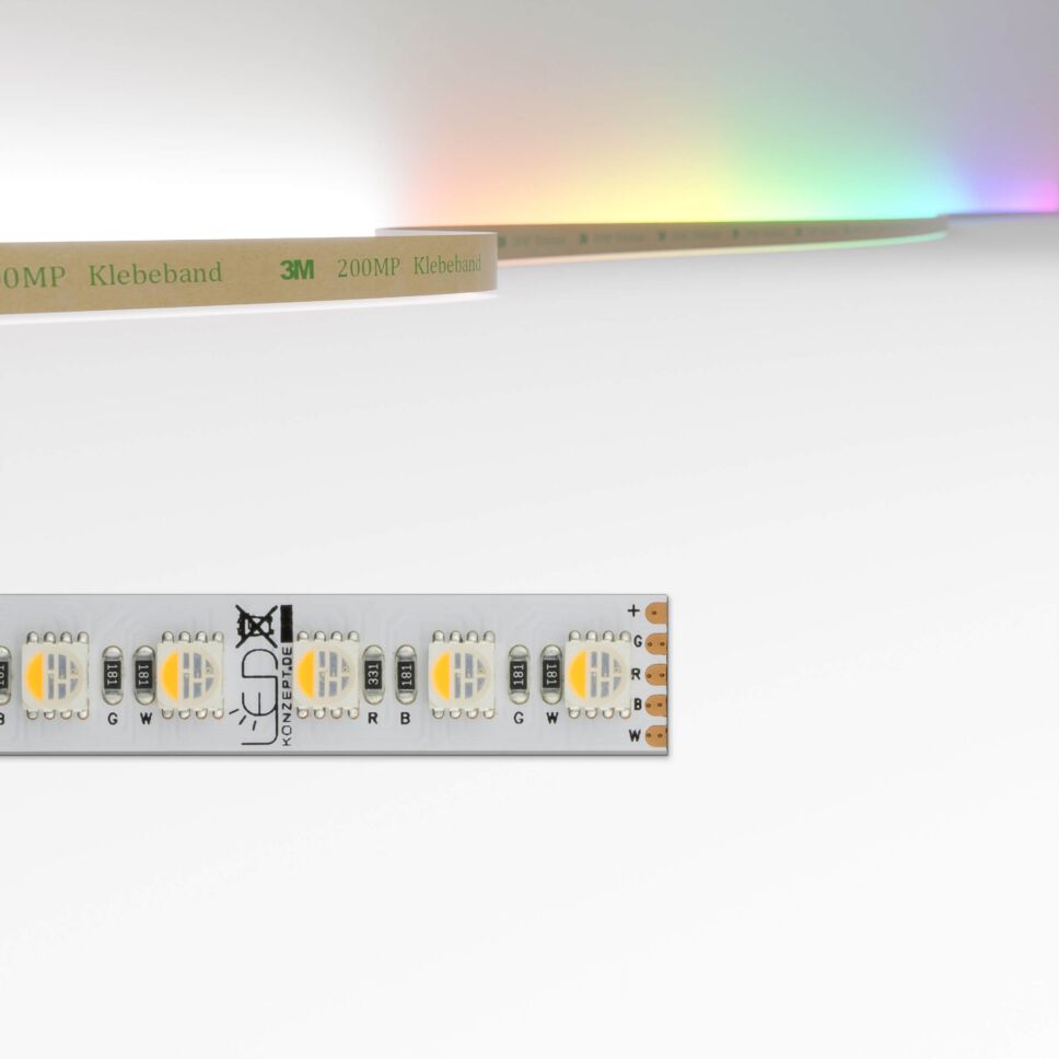 RGBW LED Streifen mit neutralweißen und RGB LEDs in einer 4-in-1 LEDs verbaut