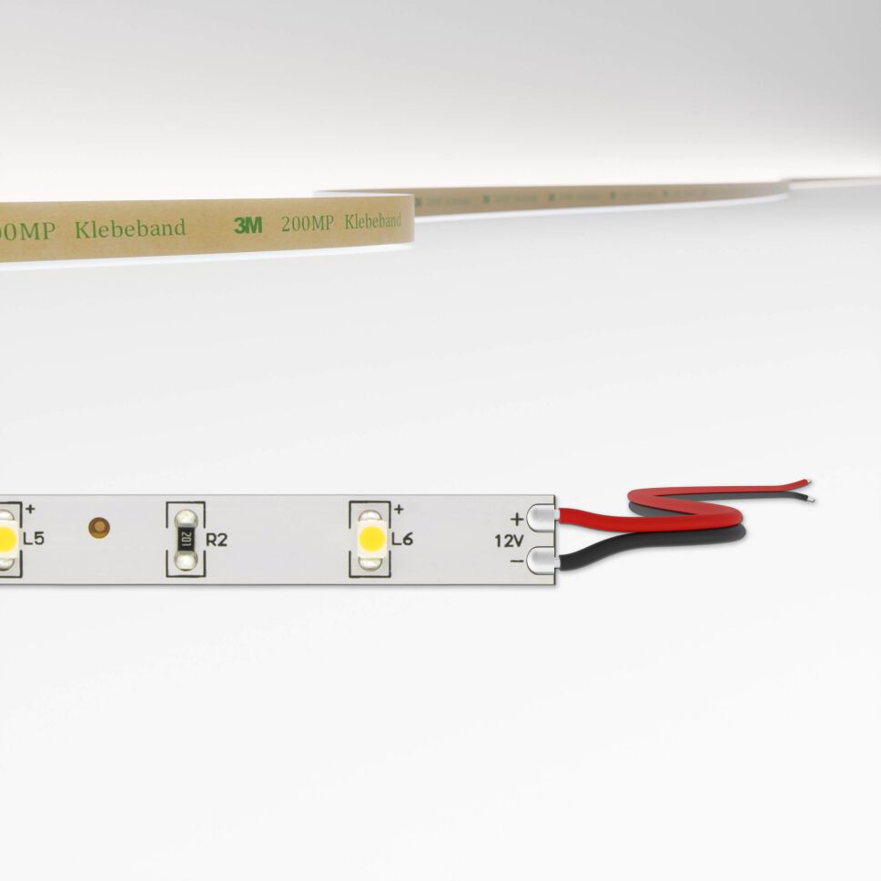 LED Streifen mit Litzenanschluss, 10mm Breite und 30 Leds pro Meter. Oben technische, bemaßte Zeichnung