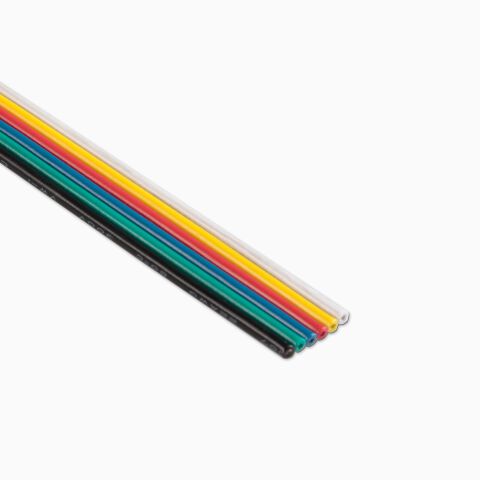 Produktbild von der RGB+CCT Flachbandleitung, freigestelltes Produktbild vor grauen Hintergrund