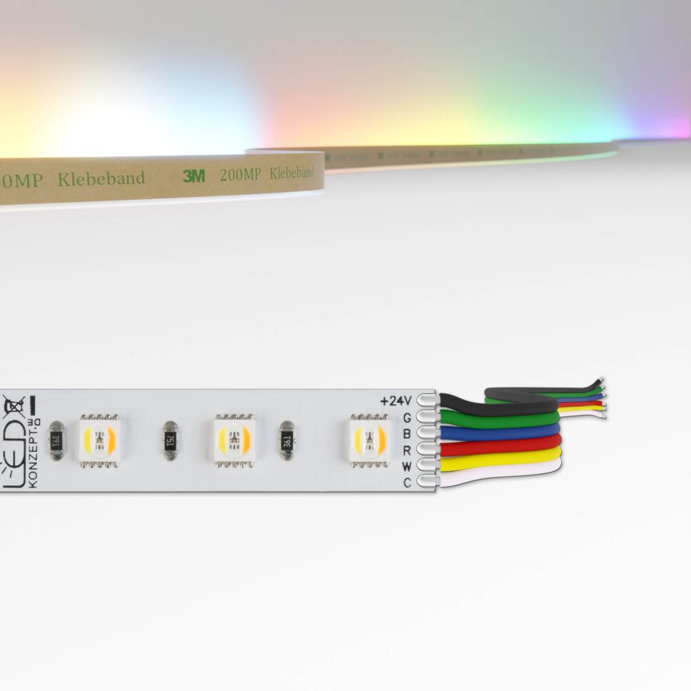 RGBCCT LED Streifen mit weißen Oberfläche in 12mm Breite mit 60 LEDs pro Meter, oben im Bild ist die Bemaßung des RGB+CCT LED Streifens zu sehen, Anschlussart ist Litzenanschluss
