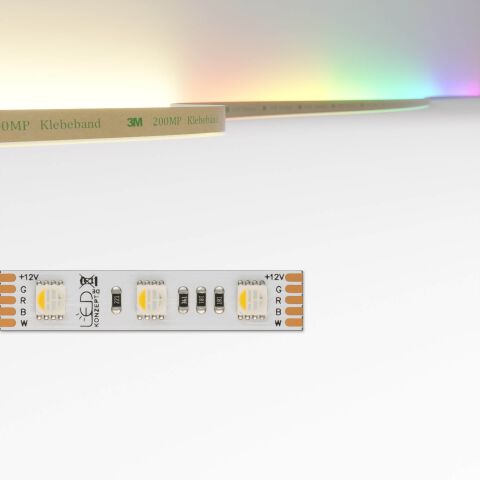RGBW LED Streifen mit weißer 10mm breiter Leiterplatte mit blanken Lötkontakten als Anschlussart.