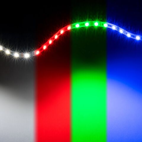 zusammengesetztes Bild vom farbig leuchtenden RGBW LED Streifen mit flexibler Leiterplatte zur Lichtwelle gelegt