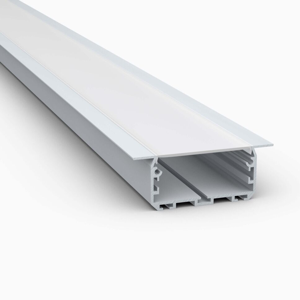 Produktbild vom LED Alu Profil LARKO-50 mit flacher opaler Abdeckung, freigestellt vor grauem Hintergrund