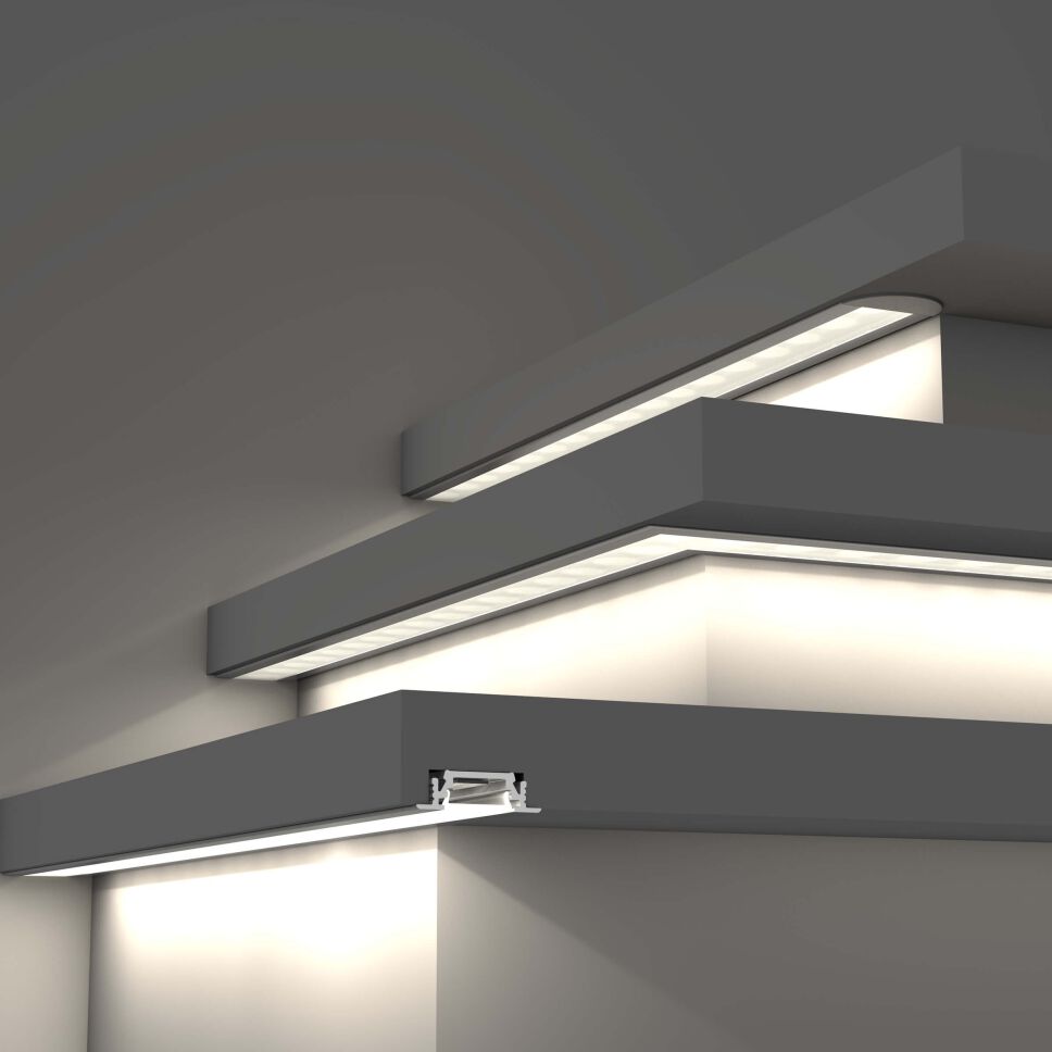 Anwendung, Treppenstufenbeleuchtung mit dem LED Alu Profil F, weiß leuchtend unterhalb der Treppenstufen