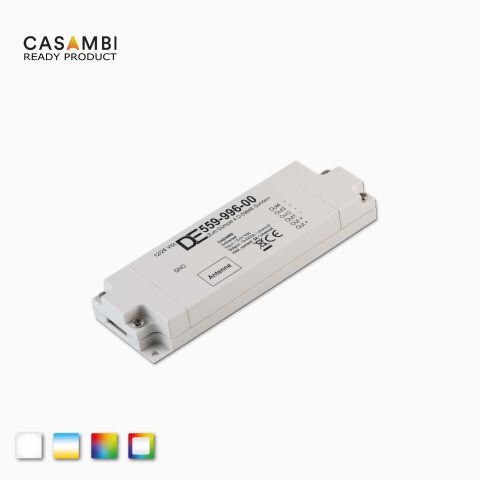 Produktbild vom CASAMBI CBU-PWM4-20A zum Steuern von LED Streifen mit 12-24V DC, weißes Kunststoffgehäuse, freigestellt vor grauen Hintergrund