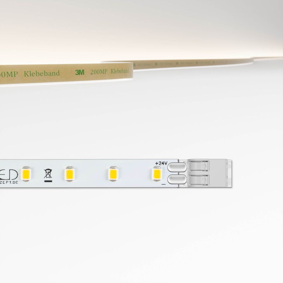 effizienter LED Streifen mit neutralweißen LEDs, oben im Bild ist eine technische Zeichnung des LED Streifens. Produktbild, freigestellt vor grauen Hintergrund