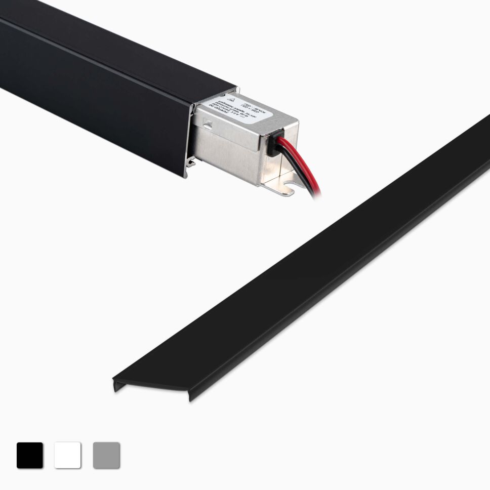 Produktbild von der Kunststoffabdeckung in schwarz, oben im Bild ist ein im Profil verbautes LED Netzteil