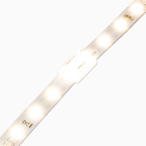 Anwendungsbeispiel leuchtender LED Streifen mit 8mm Breite, verbunden per LED-zu-LED Verbinder