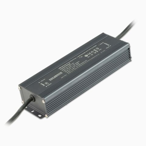 TRIAC LED Netzteil mit 200W und 48VDC, Produktbild, freigestellt vor grauen Hintergrund