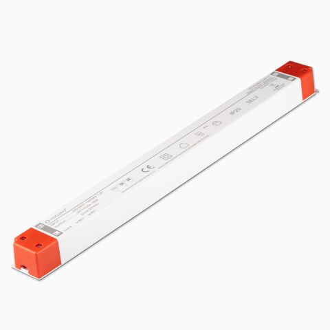 leistungsstarkes LED Netzteil mit 150W Leistung, 32mm Breite und Schutzklasse 2