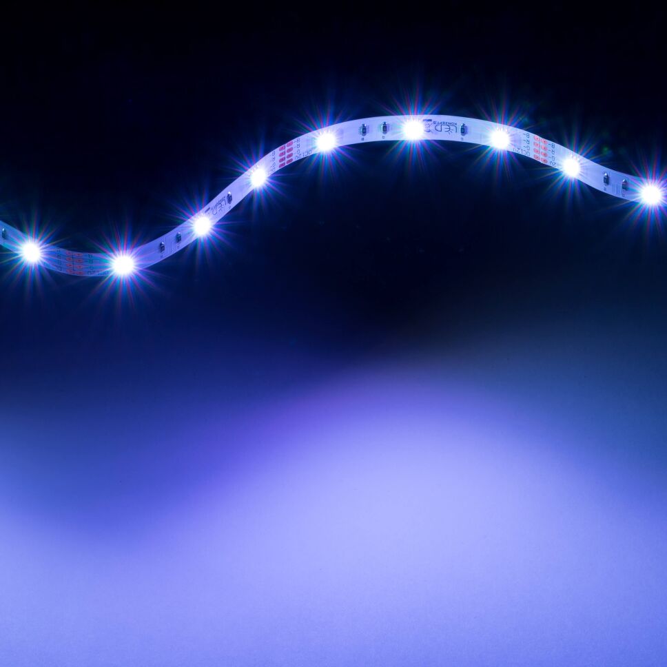RGB LED Strip mit farbigen LEDs, flexibel, 12V DC,, 17,70 €