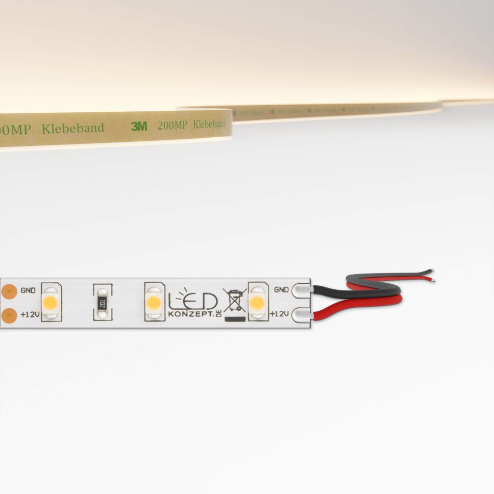 Artikelfolto eines einfarbigen LED Streifens mit 12V Betriebsspannung und Darstellung der Lichtfarb im oberen Teil des Bildes