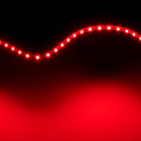 rot leuchtender LED Streifen mit flexibler Leiterplatte, LED Streifen ist gewellt