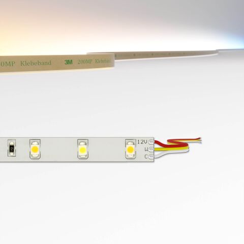 Draufsicht auf CCT LED Streifen 12V dualweiß mit Litzenanschluss und variabler Lichtfarbe, die Lichtfarbe wird oben im Bild dargestellt