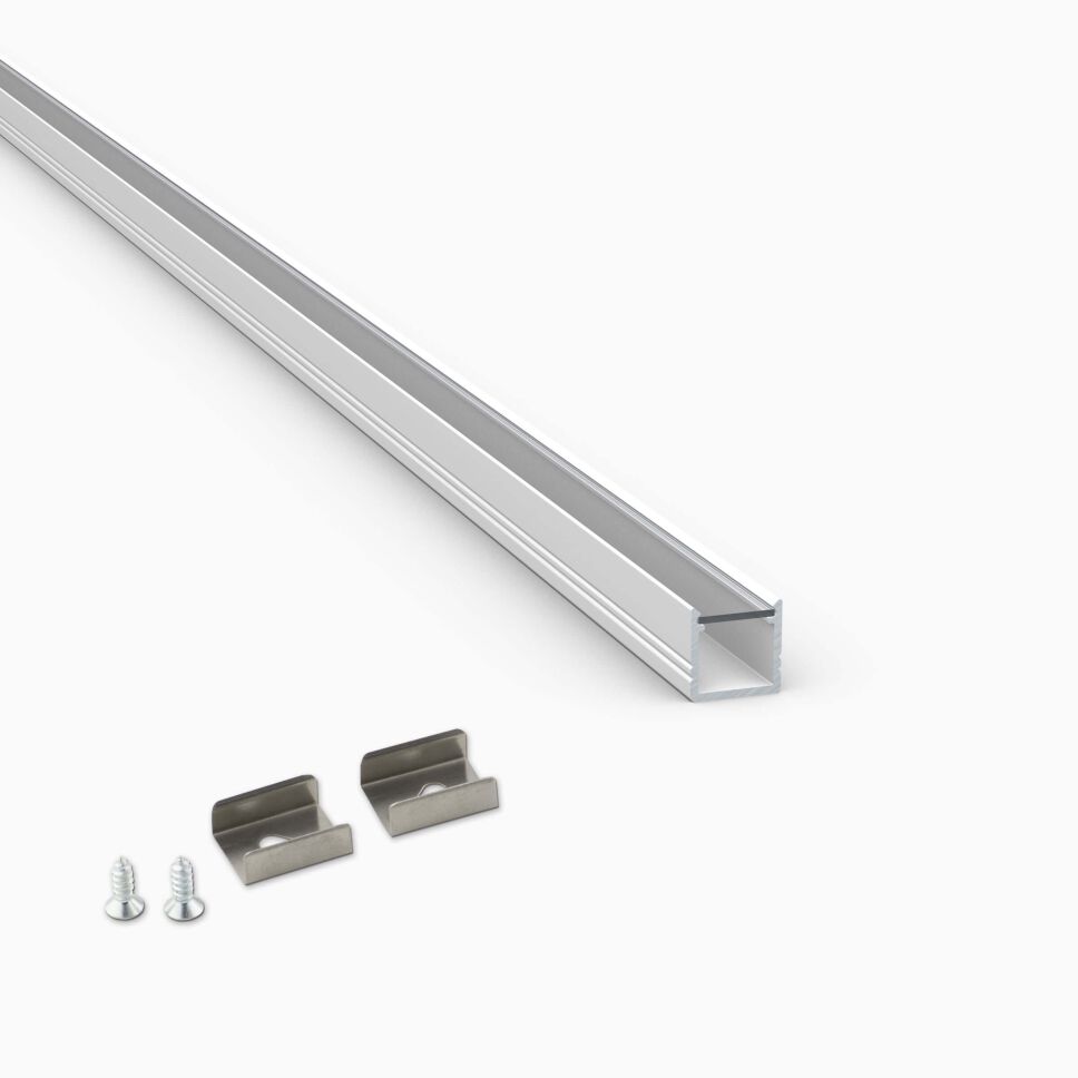 Produktbild vom LED Alu Profil S10 in pulverbeschichtet weiß mit klarer durchsichtiger Abdeckung und 2 Montageclips aus Federblech und Schrauben